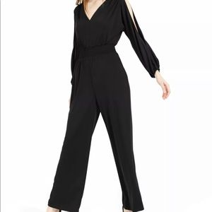 Bar III
Slit-Sleeve V-Back Jumpsuit